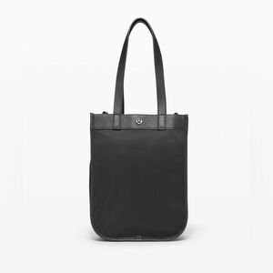 Lululemon Now And Always Tote *Mini 8L